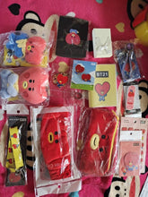 Load image into Gallery viewer, BT21 GIFT BOX (14+ ITEMS INSIDE🥵)